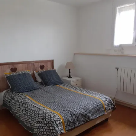 Cent Un... Hébergement de vacances Villers-Sur-Fere