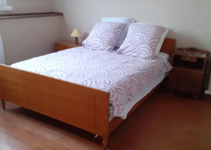 Cent Un... Villers-Sur-Fere